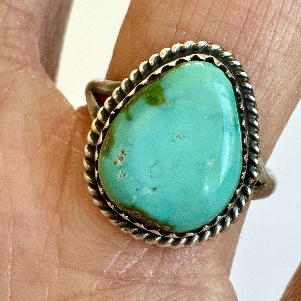 Navajo Turquoise Ring Sz 7 Sonoran Gold Largo Dainty Sterling Native Amer